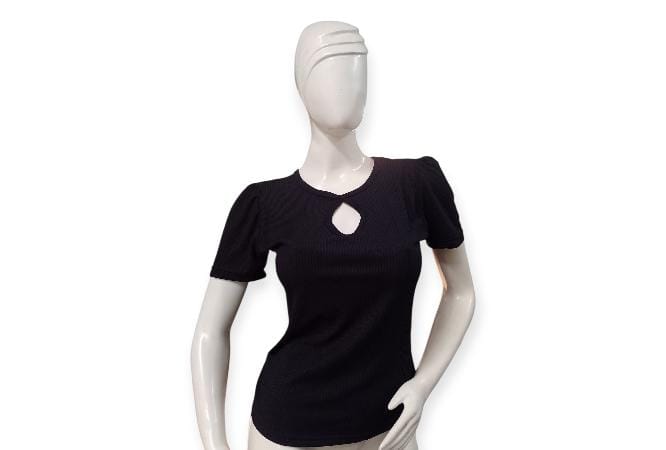 Blusa negra